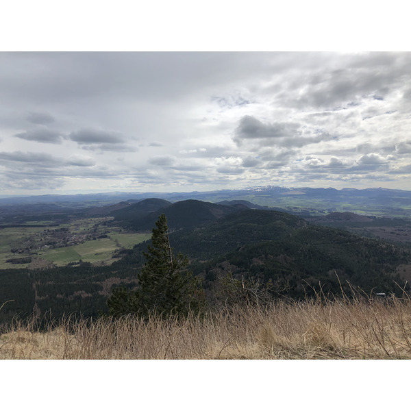 Picture France Le Puy de Dome 2018-04 11 - Tours Le Puy de Dome