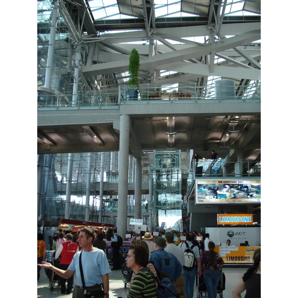 Picture Thailand Bangkok Suvarnabhumi Airport 2007-02 78 - Center Suvarnabhumi Airport