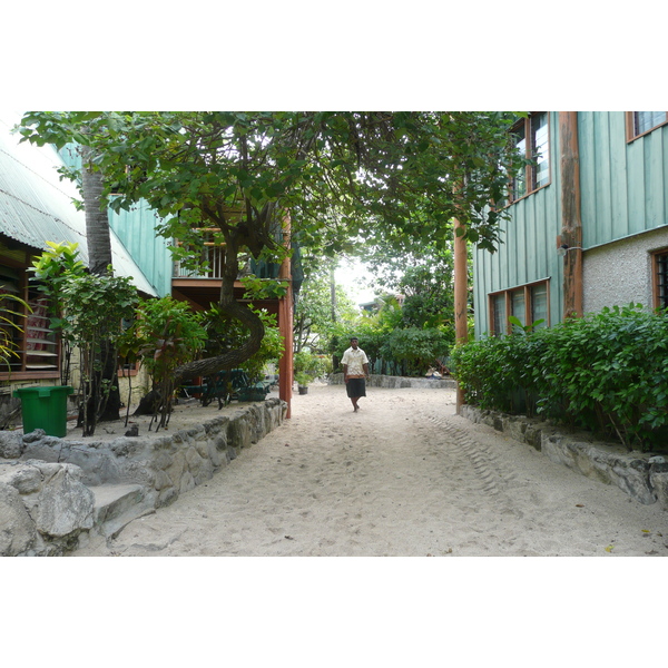 Picture Fiji Beachcomber Island 2010-05 30 - Journey Beachcomber Island