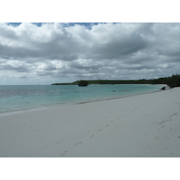 Picture New Caledonia Lifou Luengoni Beach 2010-05 0 - Center Luengoni Beach