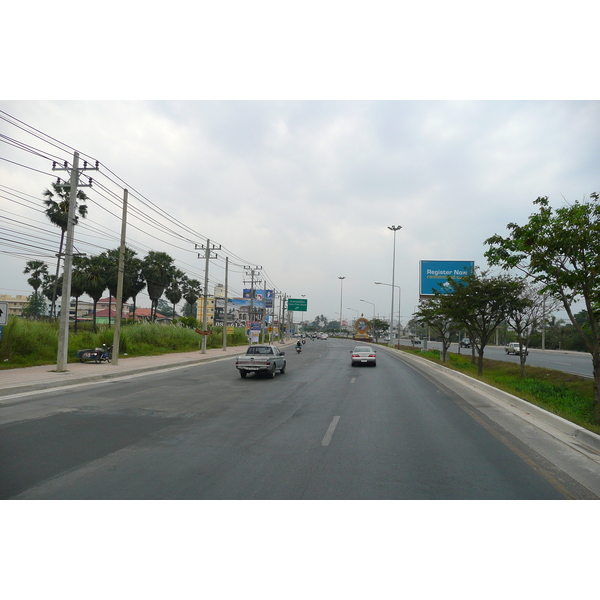 Picture Thailand Chonburi Sukhumvit road 2008-01 104 - Center Sukhumvit road