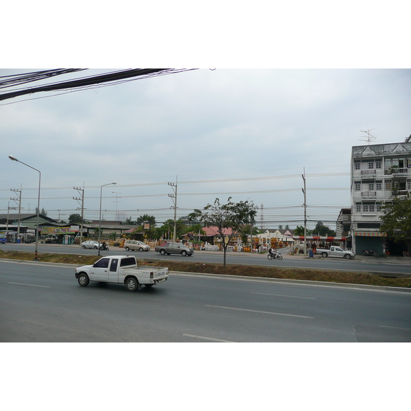 Picture Thailand Chonburi Sukhumvit road 2008-01 63 - Discovery Sukhumvit road