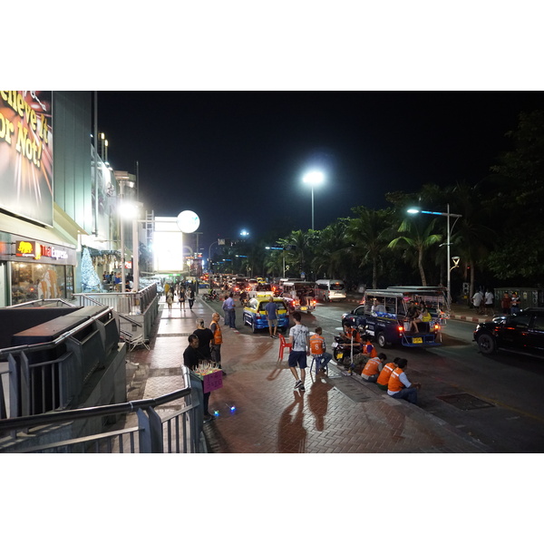 Picture Thailand Pattaya Beach road 2016-12 5 - Tours Beach road