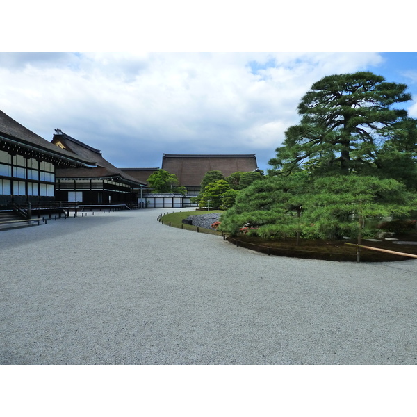 Picture Japan Kyoto Kyoto Imperial Palace 2010-06 49 - History Kyoto Imperial Palace