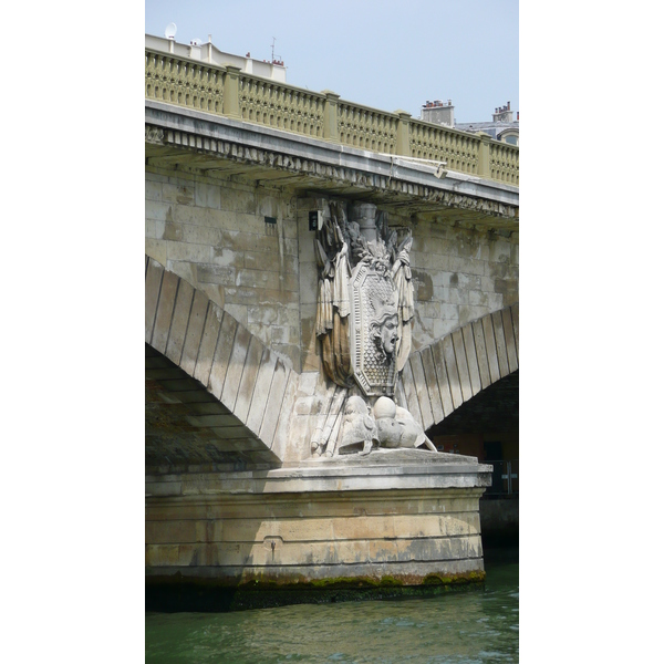 Picture France Paris Seine river 2007-06 111 - History Seine river