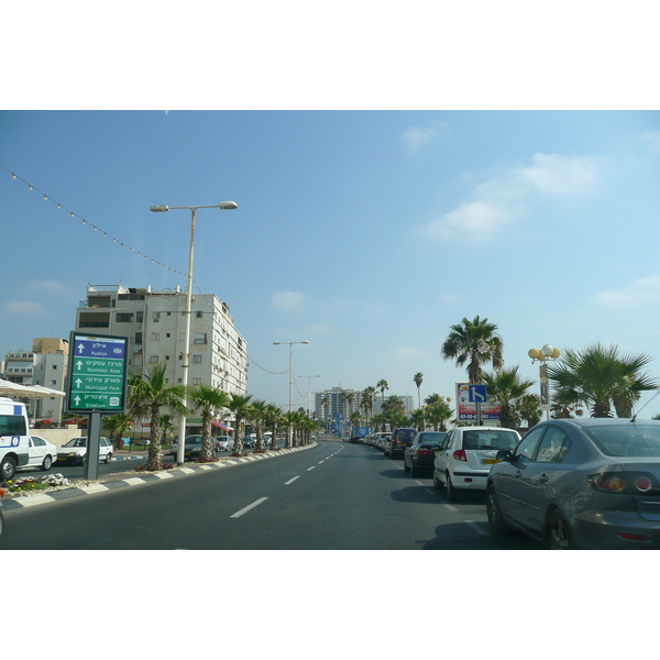 Picture Israel Bat Yam 2007-06 12 - Tour Bat Yam