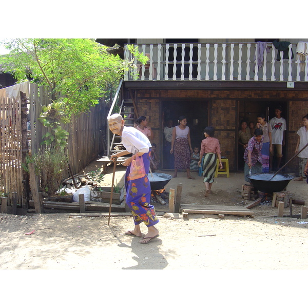 Picture Myanmar Myeik (Mergui) 2005-01 115 - Tours Myeik (Mergui)