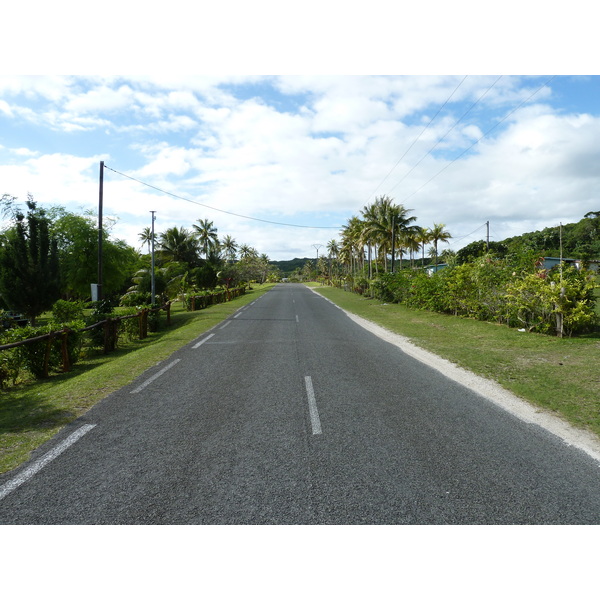 Picture New Caledonia Lifou Josip 2010-05 16 - Tour Josip