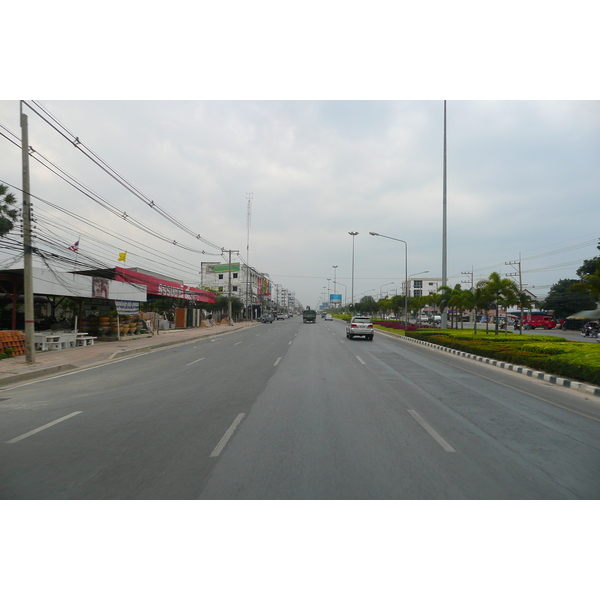 Picture Thailand Chonburi Sukhumvit road 2008-01 73 - Discovery Sukhumvit road