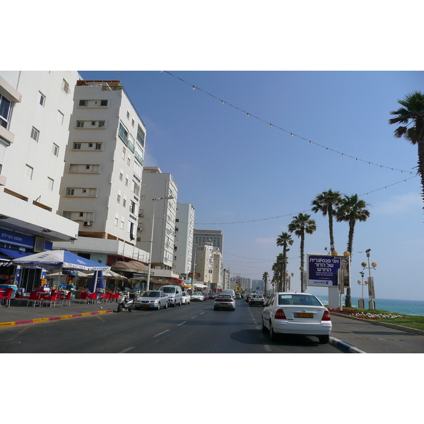 Picture Israel Bat Yam Beach 2007-06 20 - Discovery Bat Yam Beach