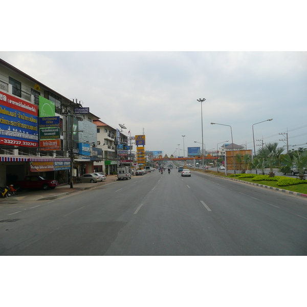 Picture Thailand Chonburi Sukhumvit road 2008-01 34 - Center Sukhumvit road