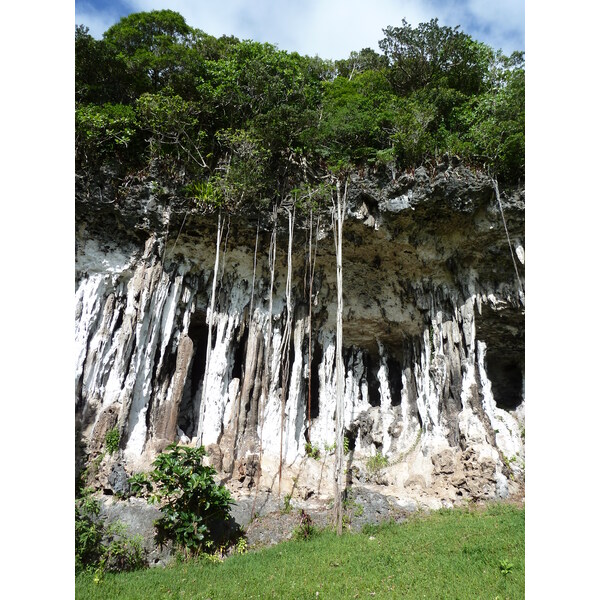 Picture New Caledonia Lifou Josip 2010-05 12 - Tours Josip