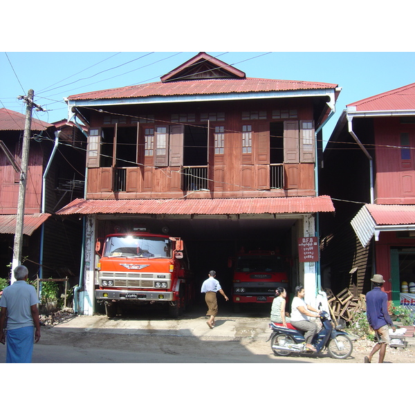 Picture Myanmar Myeik (Mergui) 2005-01 94 - Journey Myeik (Mergui)