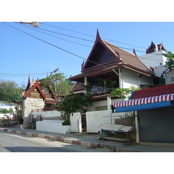 Picture Thailand Phuket Kata Karon 2005-12 51 - Around Kata Karon