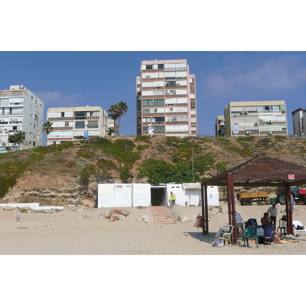 Picture Israel Bat Yam Beach 2007-06 62 - Around Bat Yam Beach