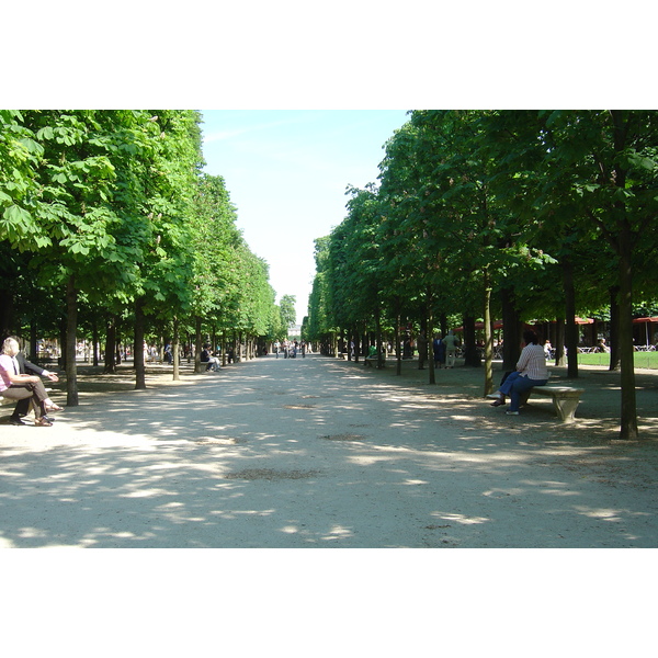 Picture France Paris Garden of Tuileries 2007-05 36 - History Garden of Tuileries