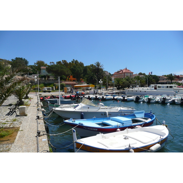 Picture France Porquerolles Island Porquerolles harbour 2008-05 6 - Tours Porquerolles harbour