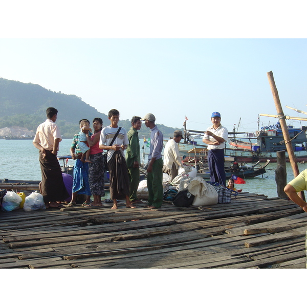 Picture Myanmar Myeik (Mergui) 2005-01 29 - Center Myeik (Mergui)