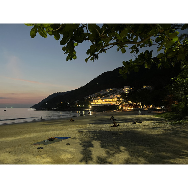 Picture Thailand Phuket Nai Harn Beach 2021-12 47 - Center Nai Harn Beach