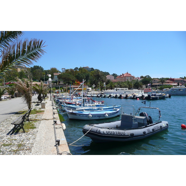 Picture France Porquerolles Island Porquerolles harbour 2008-05 60 - Around Porquerolles harbour