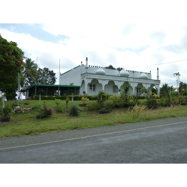 Picture Fiji Nadi to Natadola road 2010-05 93 - History Nadi to Natadola road