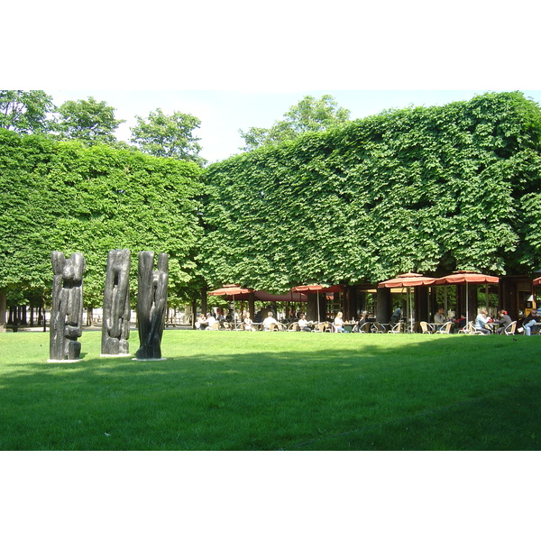 Picture France Paris Garden of Tuileries 2007-05 347 - Journey Garden of Tuileries