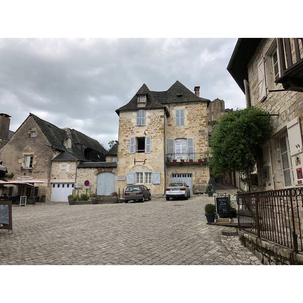 Picture France Turenne 2018-04 47 - History Turenne