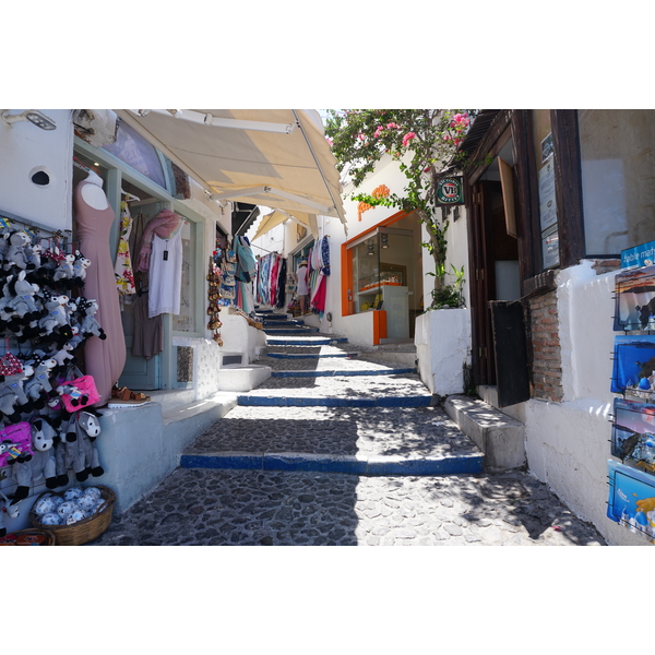 Picture Greece Santorini Fira 2016-07 22 - Recreation Fira