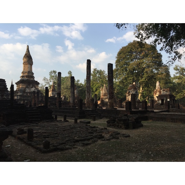 Picture Thailand Si satchanalai historical park 2014-12 113 - Center Si satchanalai historical park