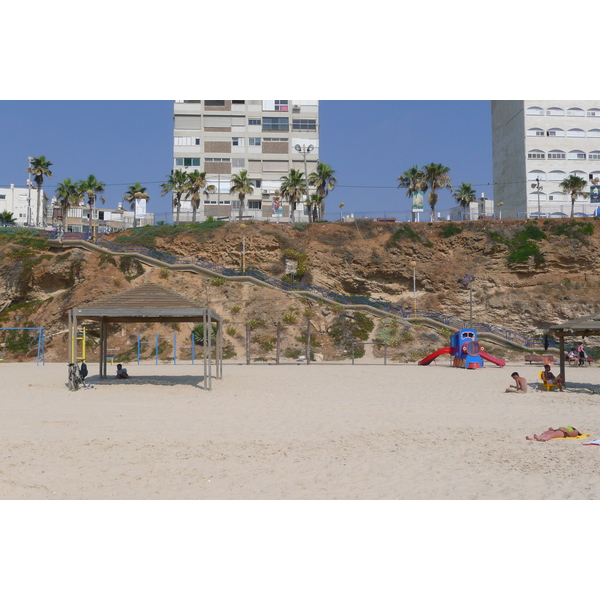 Picture Israel Bat Yam Beach 2007-06 21 - History Bat Yam Beach