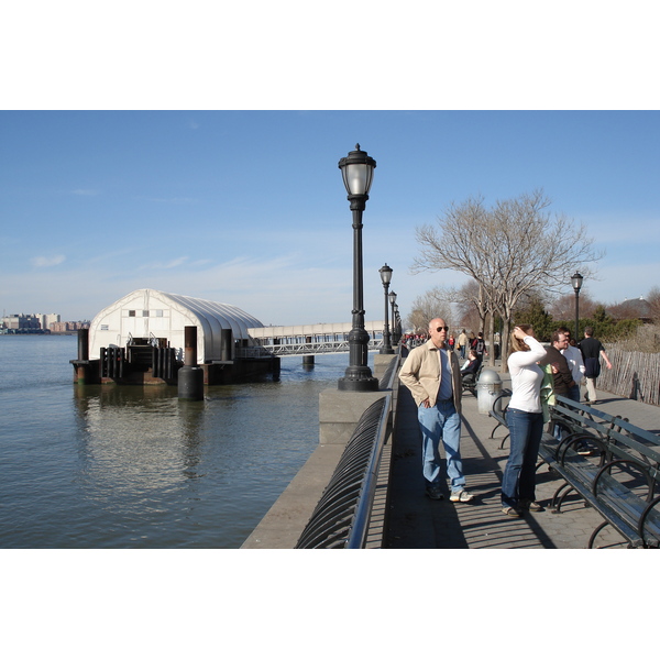 Picture United States New York Battery Park 2006-03 65 - History Battery Park