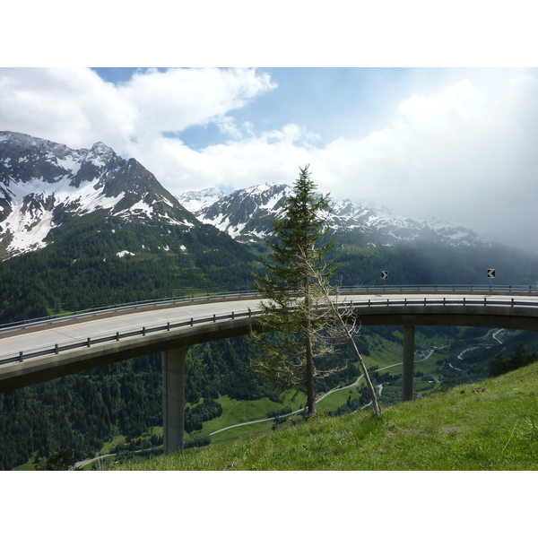 Picture Swiss Gotthard Pass 2009-06 49 - History Gotthard Pass