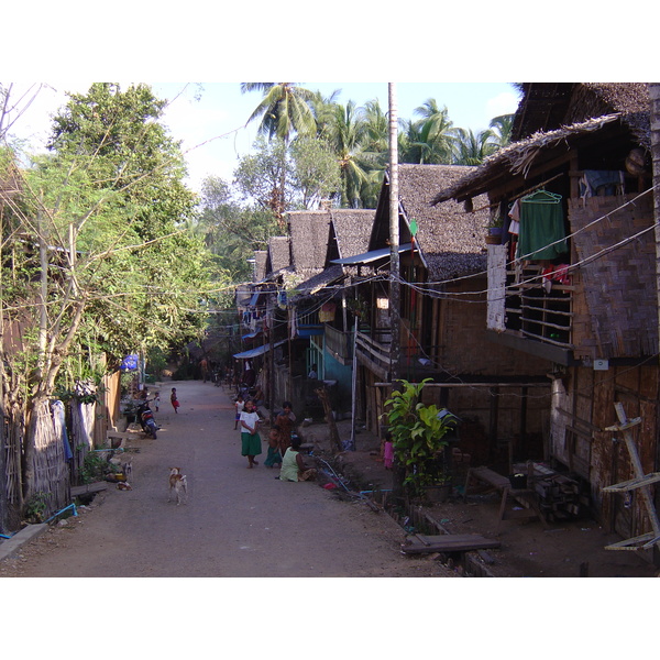 Picture Myanmar Myeik (Mergui) 2005-01 196 - Tour Myeik (Mergui)