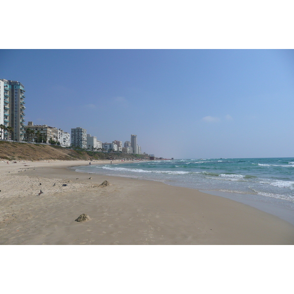 Picture Israel Bat Yam Beach 2007-06 9 - Center Bat Yam Beach