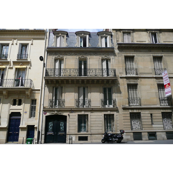 Picture France Paris Rue Ampere 2007-06 14 - Around Rue Ampere