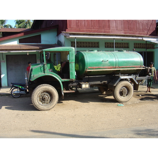 Picture Myanmar Myeik (Mergui) 2005-01 195 - History Myeik (Mergui)