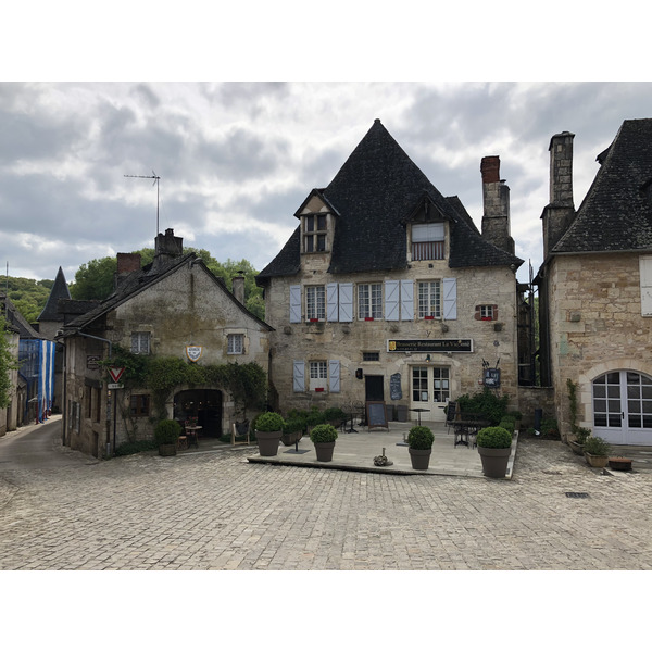 Picture France Turenne 2018-04 69 - Around Turenne