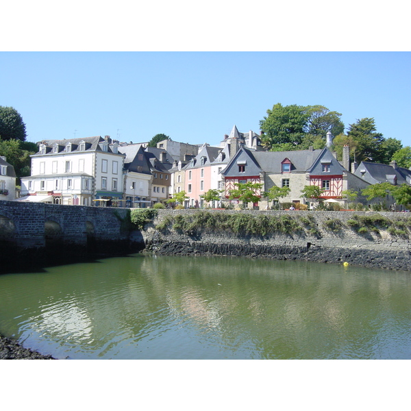 Picture France Saint anne d'auray 2003-09 22 - History Saint anne d'auray