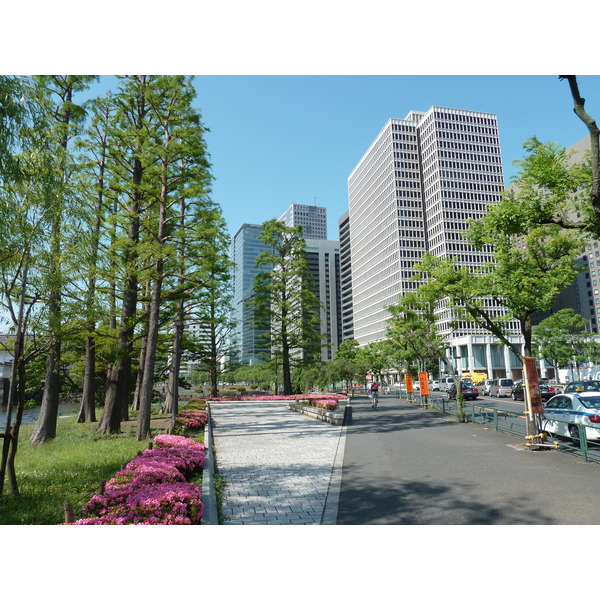 Picture Japan Tokyo Imperial Palace 2010-06 96 - Around Imperial Palace