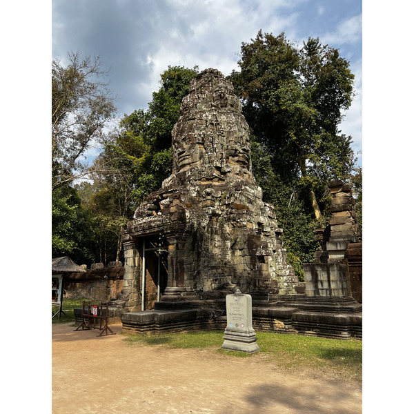 Picture Cambodia Siem Reap Ta Prohm 2023-01 0 - Recreation Ta Prohm