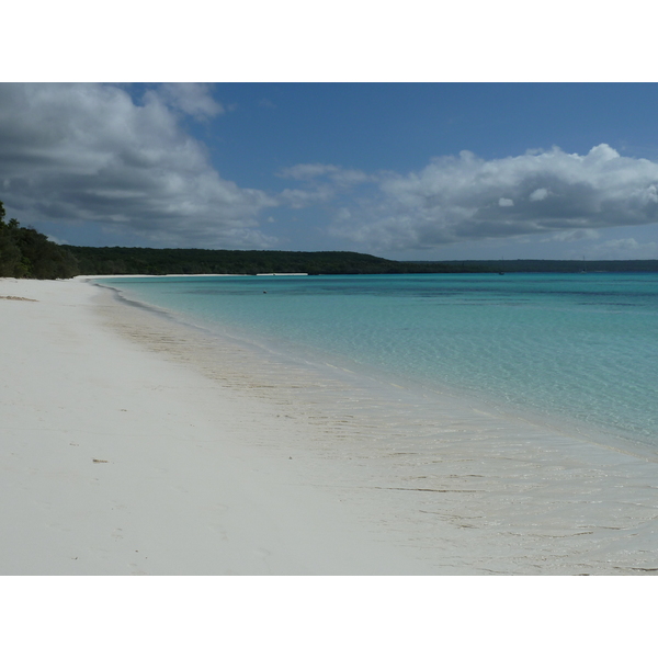 Picture New Caledonia Lifou Luengoni Beach 2010-05 3 - Tour Luengoni Beach