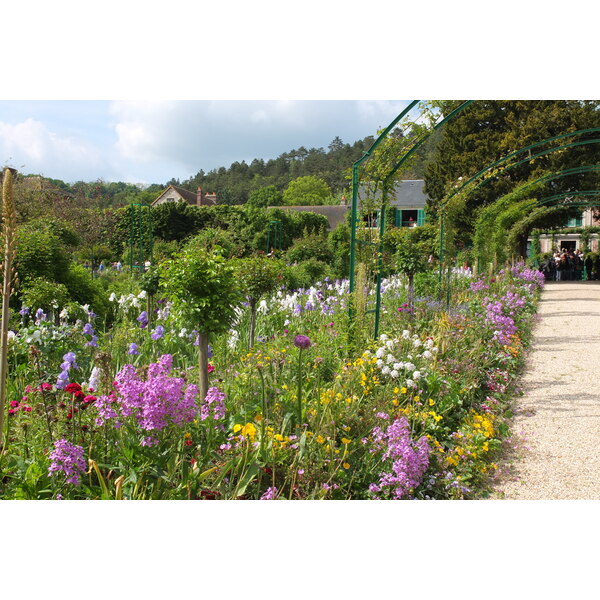 Picture France Giverny 2013-06 20 - Center Giverny