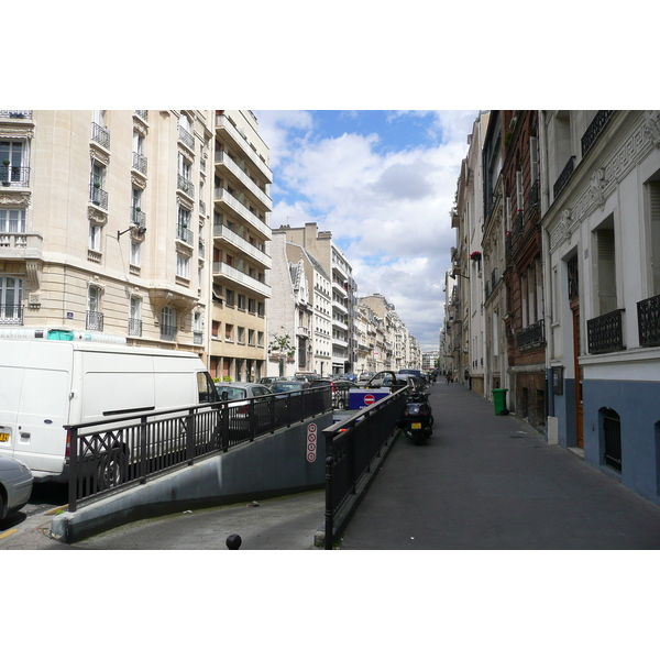 Picture France Paris Rue Ampere 2007-06 44 - History Rue Ampere