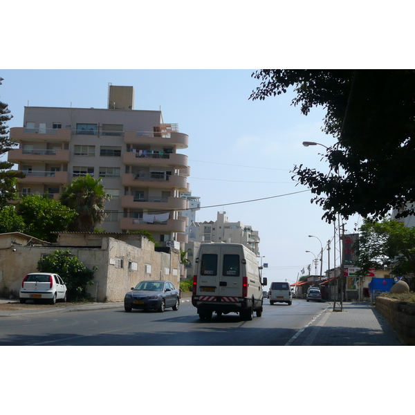 Picture Israel Bat Yam 2007-06 47 - Around Bat Yam