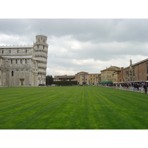 Picture Italy Pisa 2004-03 14 - Around Pisa