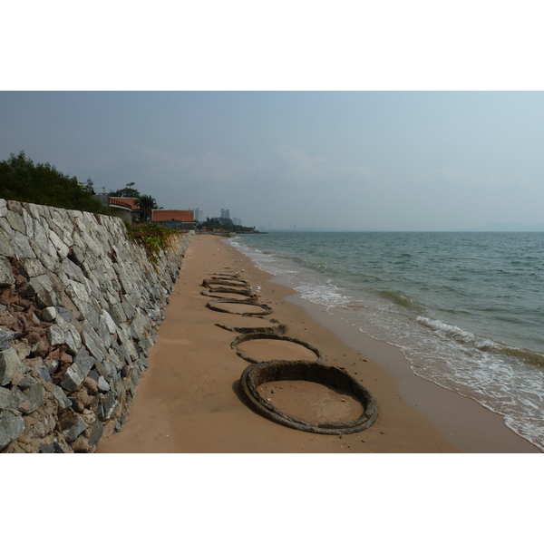 Picture Thailand Jomtien La Royale Beach condo 2011-02 21 - History La Royale Beach condo