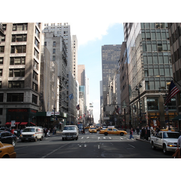 Picture United States New York down the 5th Avenue 2006-03 76 - Tour down the 5th Avenue