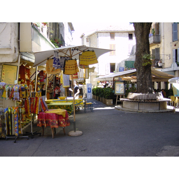 Picture France Vence 2001-09 9 - Tour Vence