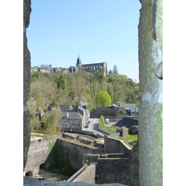 Picture France Fougeres 2010-04 188 - Tours Fougeres