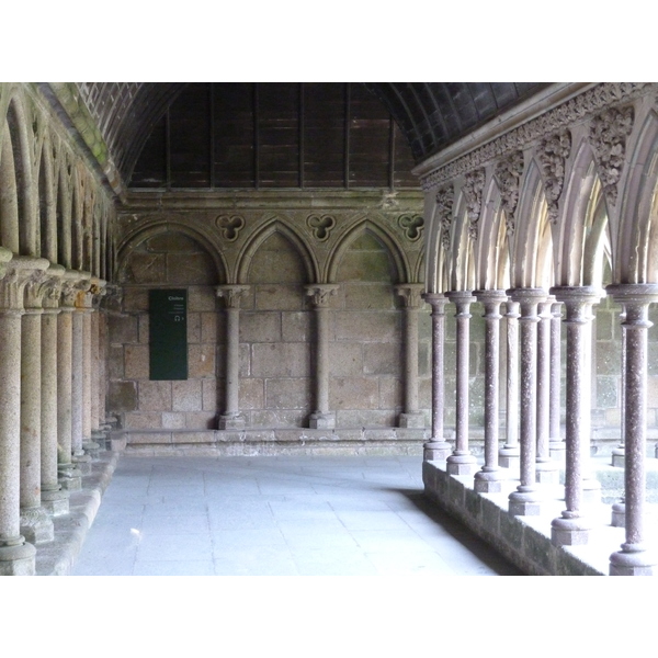 Picture France Mont St Michel Mont St Michel Abbey Cloister 2010-04 73 - Center Mont St Michel Abbey Cloister